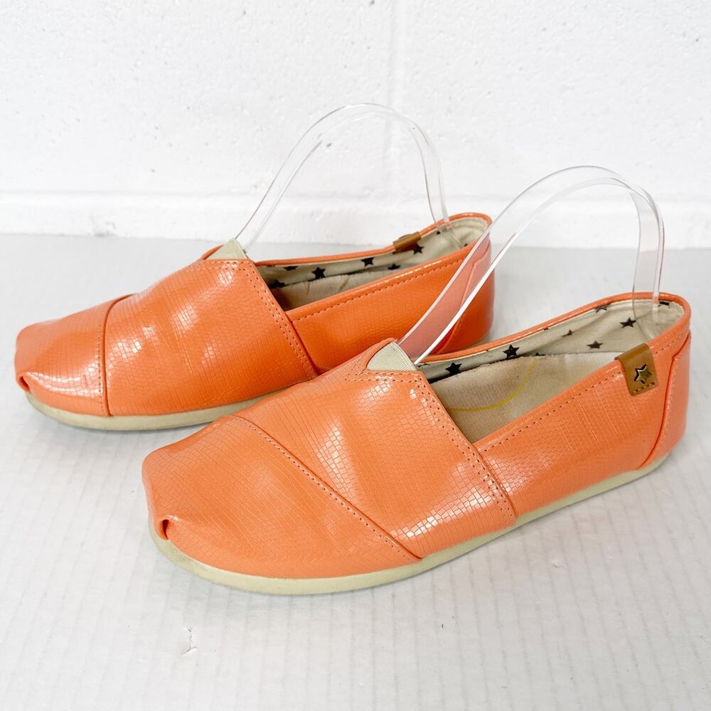 Vionic Beach Flats Womens 6.5 Coral Orange Slip On Casual‎ Lightweight Shoes
